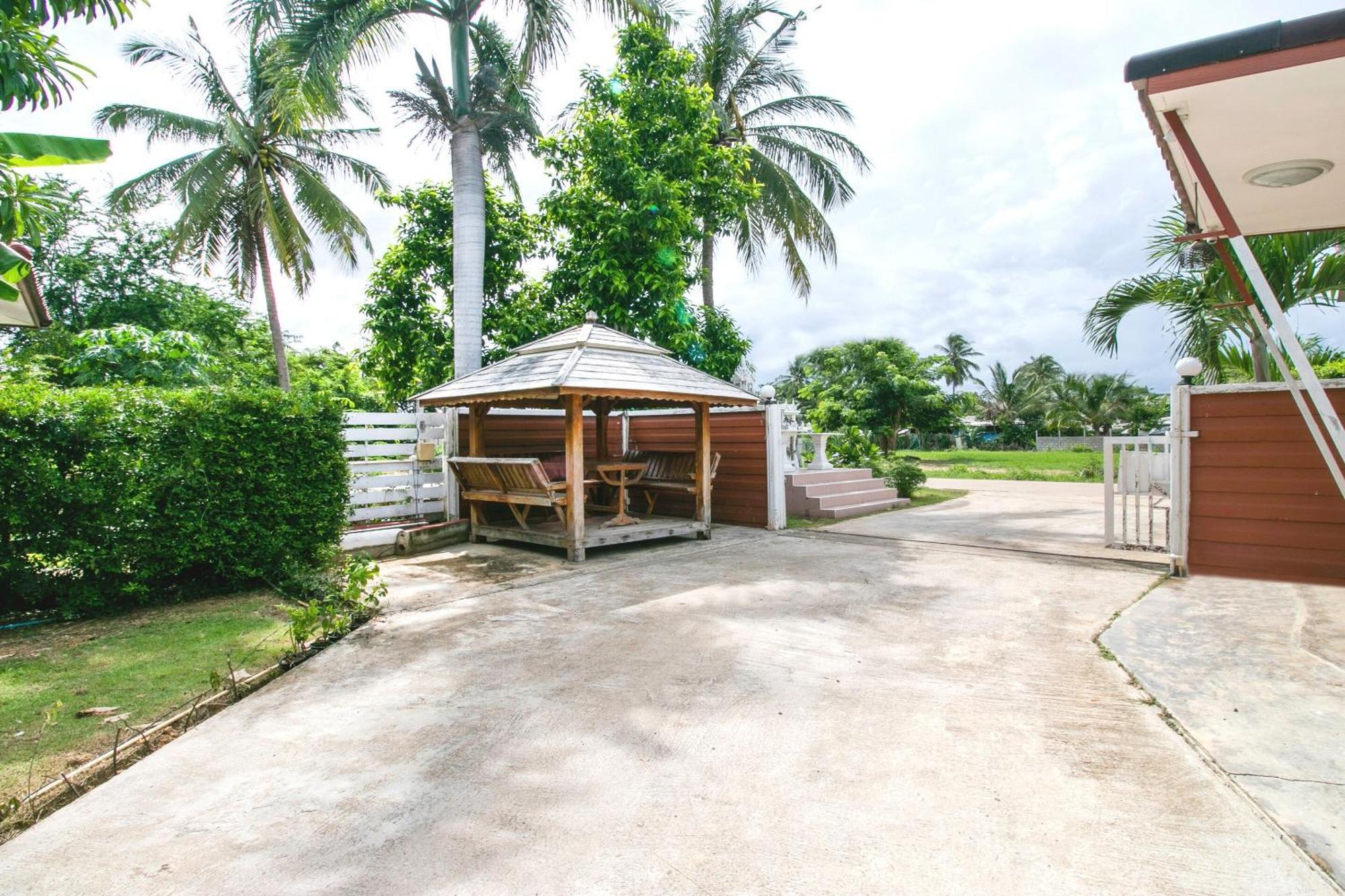 The Rome Resort Pran Buri Εξωτερικό φωτογραφία